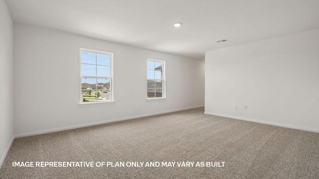 181 MUSTANG LAKE CIR, Buda, TX 78610