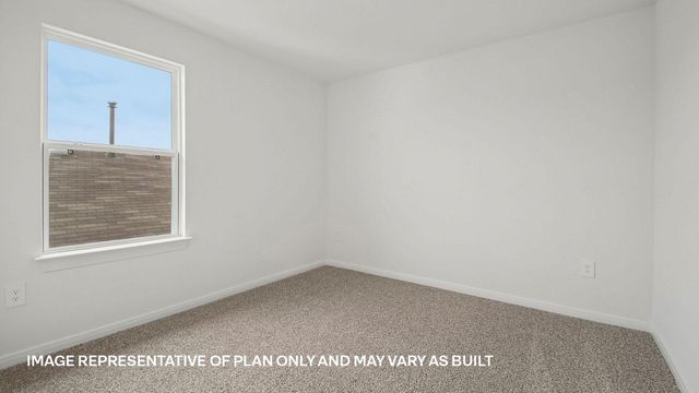 181 MUSTANG LAKE CIR, Buda, TX 78610