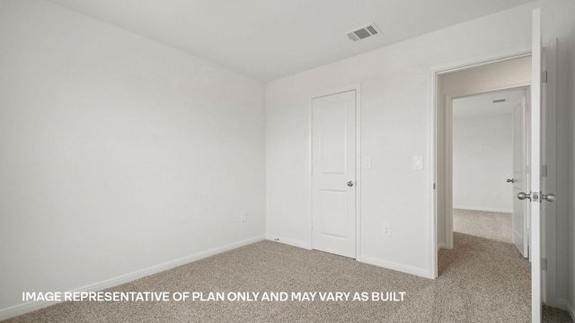 181 MUSTANG LAKE CIR, Buda, TX 78610