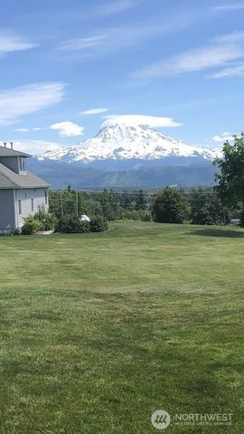 25421 99th Avenue Ct E, Graham, WA 98338