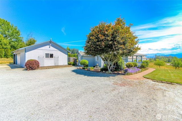 25421 99th Avenue Ct E, Graham, WA 98338