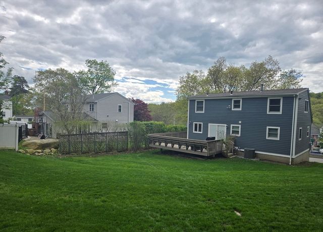 265 Manning St, Hudson, MA 01749