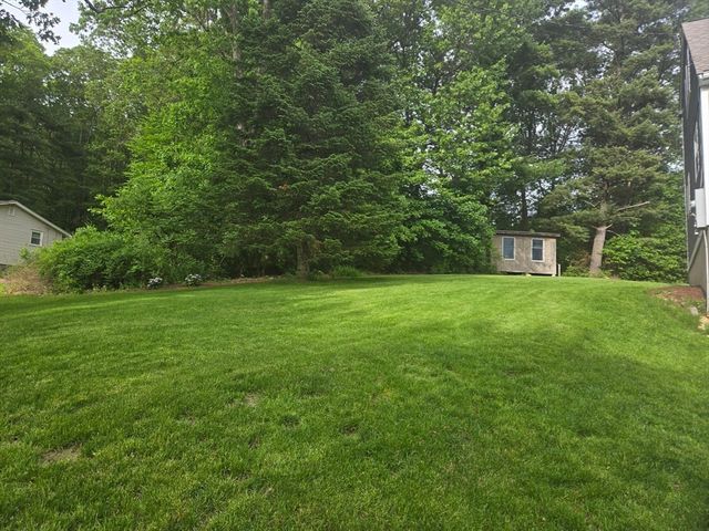 265 Manning St, Hudson, MA 01749