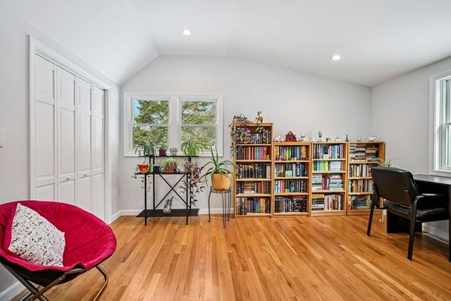 265 Manning St, Hudson, MA 01749