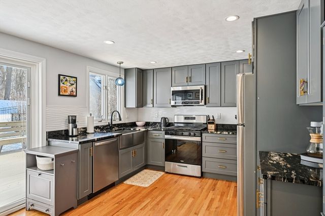 265 Manning St, Hudson, MA 01749