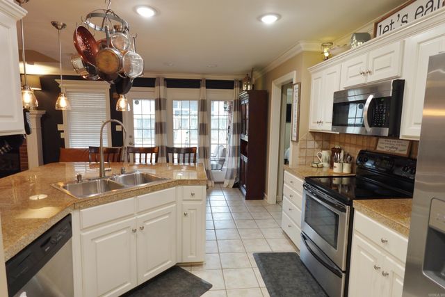 2505 Zoysia Lane, Conway, AR 72034