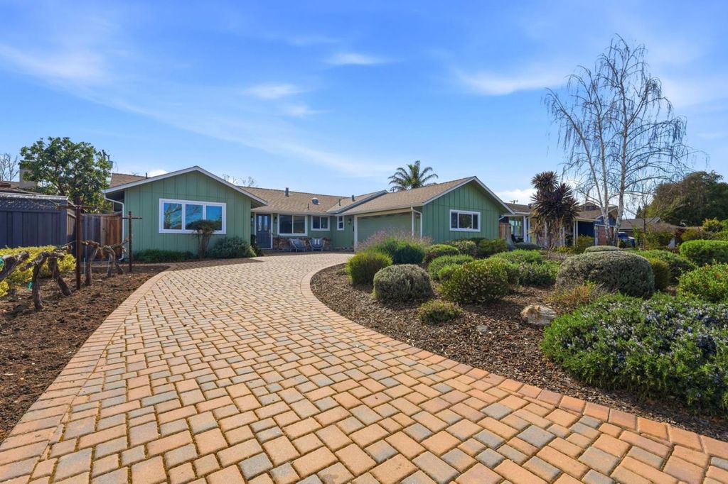 1380 Ridgeley Drive, Campbell, CA 95008