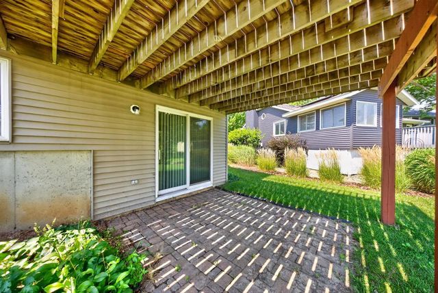3536 Kelsey Lane SW, Rochester, MN 55902