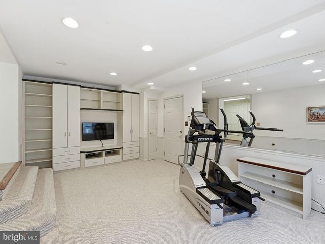 4944 QUEBEC ST NW, Washington, DC 20016