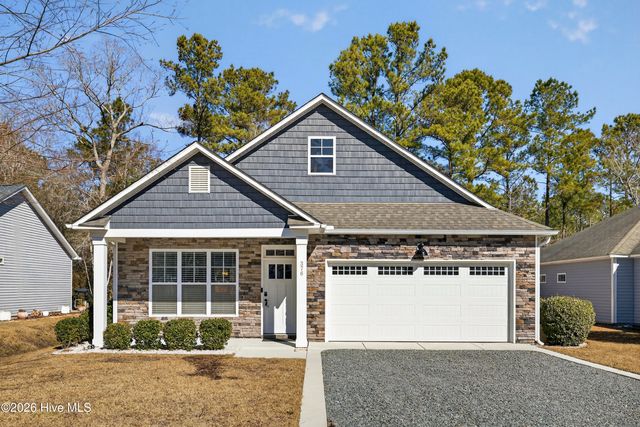 376 Southbend Court NE, Leland, NC 28451