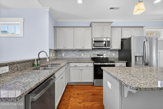 376 Southbend Court NE, Leland, NC 28451