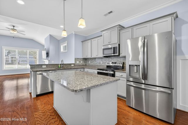 376 Southbend Court NE, Leland, NC 28451