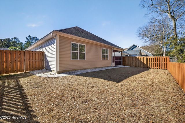 376 Southbend Court NE, Leland, NC 28451