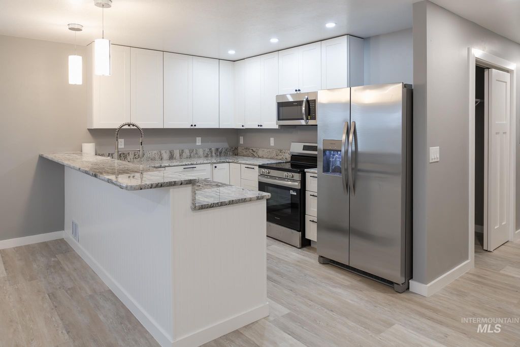 287 SW 6th St #1, Ontario, OR 97914 photo 5