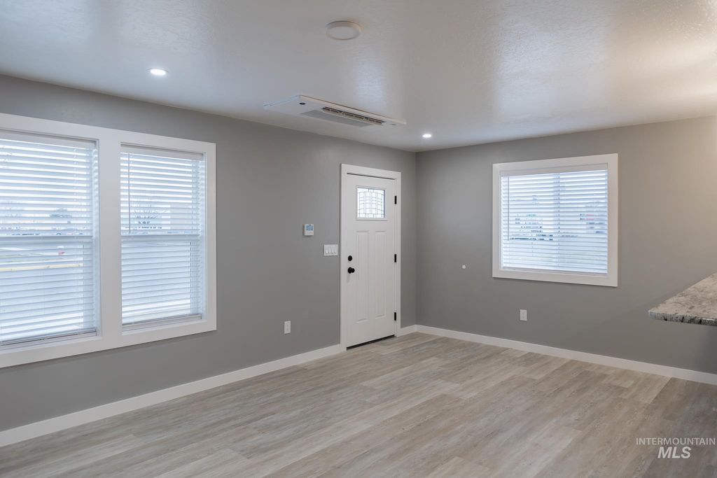 287 SW 6th St #1, Ontario, OR 97914 photo 8