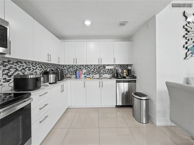 25886 SW 144th Ct, Homestead, FL 33032