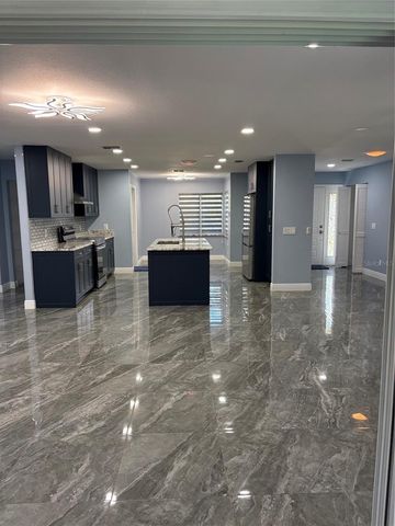 19005 SW 98TH LOOP, Dunnellon, FL 34432