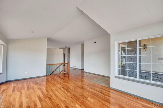 16 Posada Dr, Pueblo, CO 81005