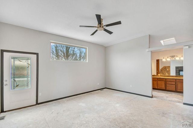 16 Posada Dr, Pueblo, CO 81005