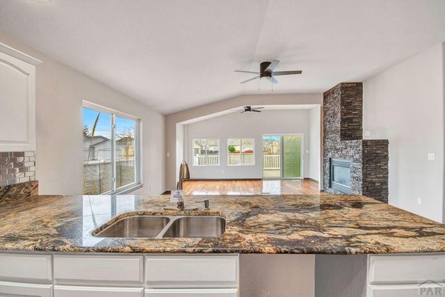 16 Posada Dr, Pueblo, CO 81005