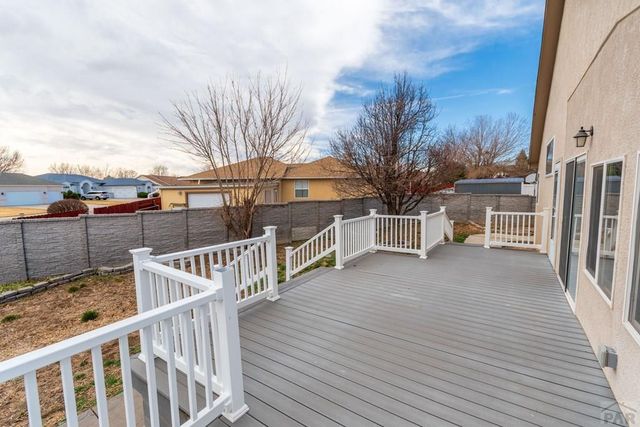 16 Posada Dr, Pueblo, CO 81005