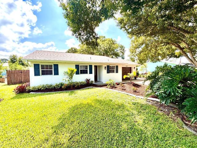 1049 Phelps Street, Sebastian, FL 32958