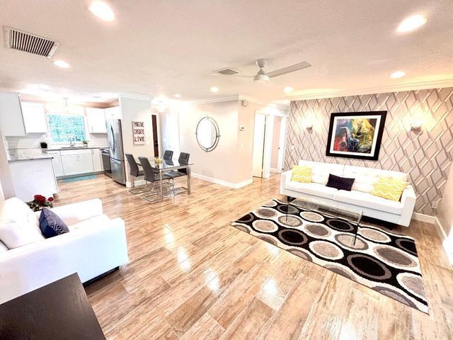 1049 Phelps Street, Sebastian, FL 32958