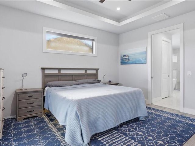 405 SE 2nd ST, Cape Coral, FL 33990