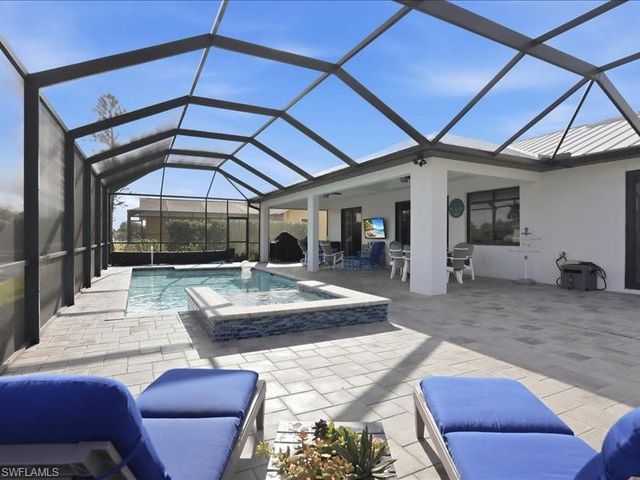 405 SE 2nd ST, Cape Coral, FL 33990