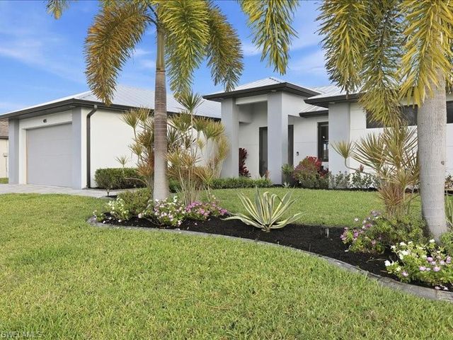 405 SE 2nd ST, Cape Coral, FL 33990
