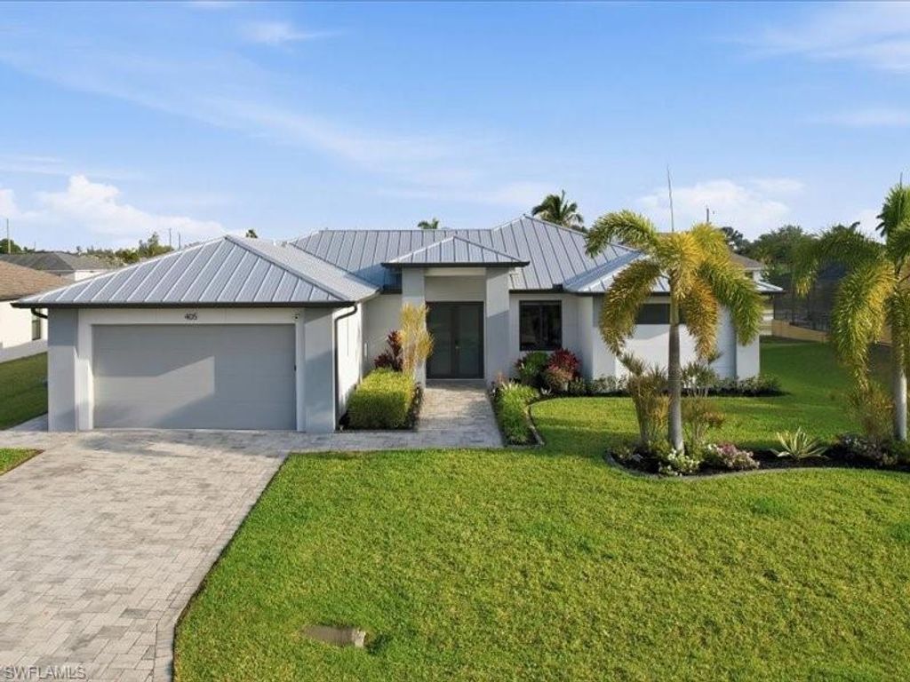 405 SE 2nd ST, Cape Coral, FL 33990