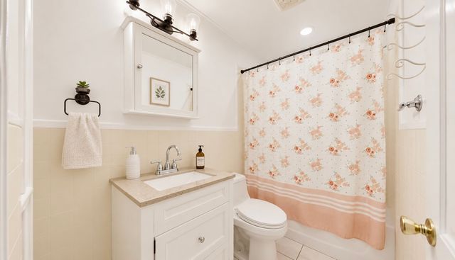 5041 Fairfax Street, Fort Worth, TX 76116