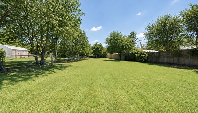 5041 Fairfax Street, Fort Worth, TX 76116