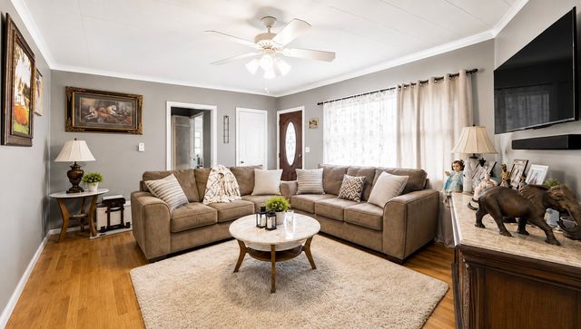 5041 Fairfax Street, Fort Worth, TX 76116