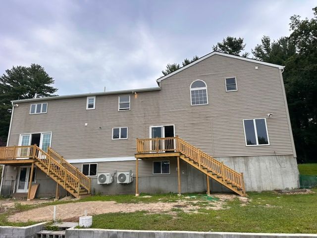 10 Linwood St, Oxford, MA 01540