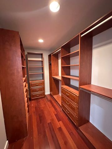10 Linwood St, Oxford, MA 01540