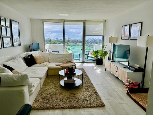 1200 West Avenue 908, Miami Beach, FL 33139