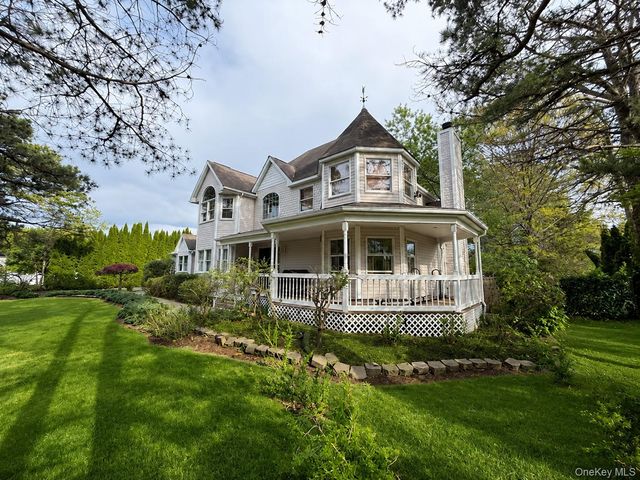 15 Fawn Crossing, Wading River, NY 11792