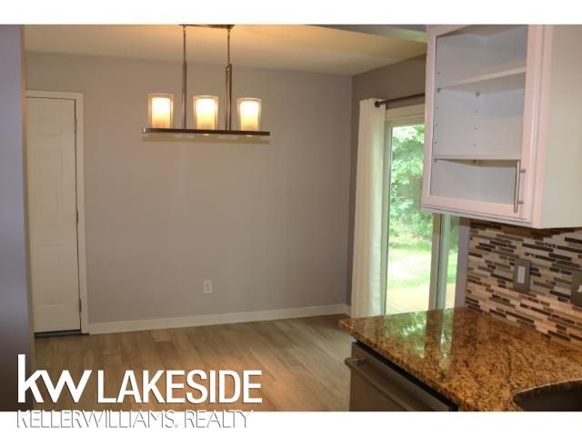 5096 Mohawk Avenue, Clarkston, MI 48348