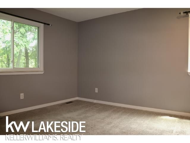 5096 Mohawk Avenue, Clarkston, MI 48348