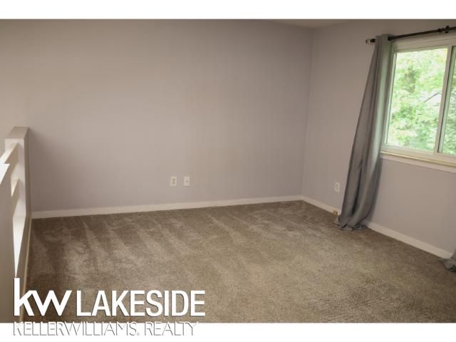 5096 Mohawk Avenue, Clarkston, MI 48348