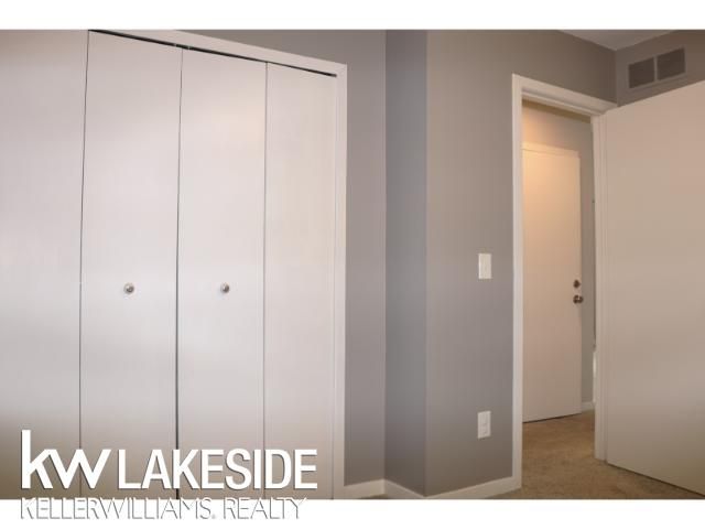 5096 Mohawk Avenue, Clarkston, MI 48348