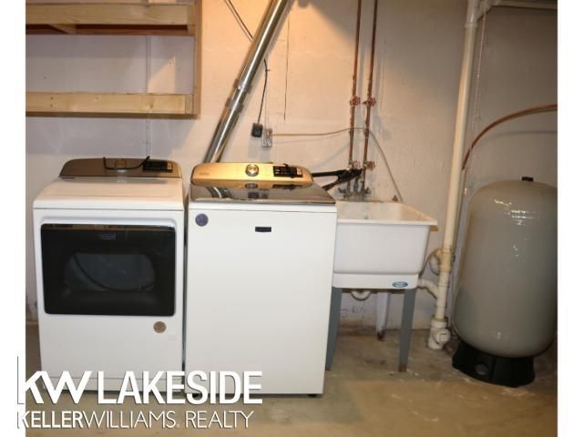 5096 Mohawk Avenue, Clarkston, MI 48348