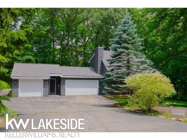 5096 Mohawk Avenue, Clarkston, MI 48348