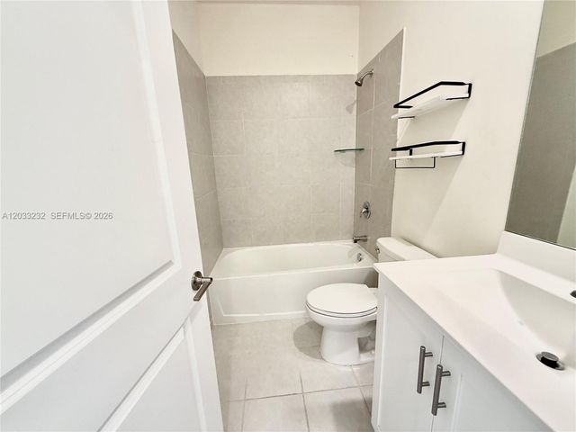 11119 W 34th Way 11119, Hialeah, FL 33018