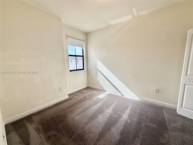 11119 W 34th Way 11119, Hialeah, FL 33018