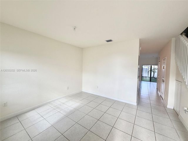 11119 W 34th Way 11119, Hialeah, FL 33018