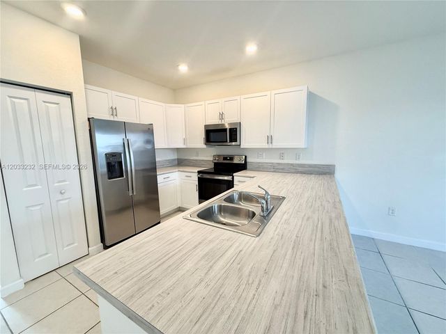 11119 W 34th Way 11119, Hialeah, FL 33018