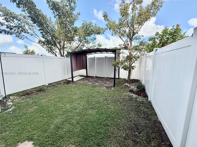 11119 W 34th Way 11119, Hialeah, FL 33018