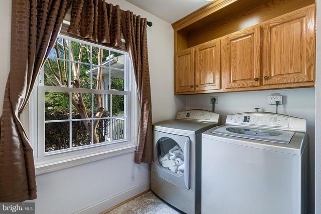 6302 PANDA CT, Waldorf, MD 20603